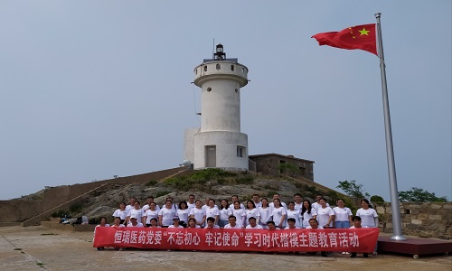 合影2.jpg 合影2.jpg